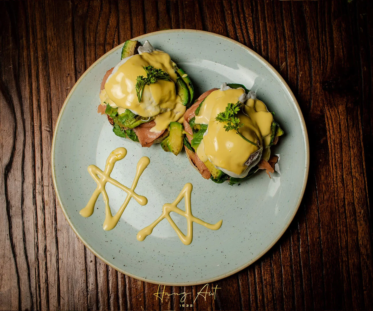 Plated Hang Awt dish from the original homepage