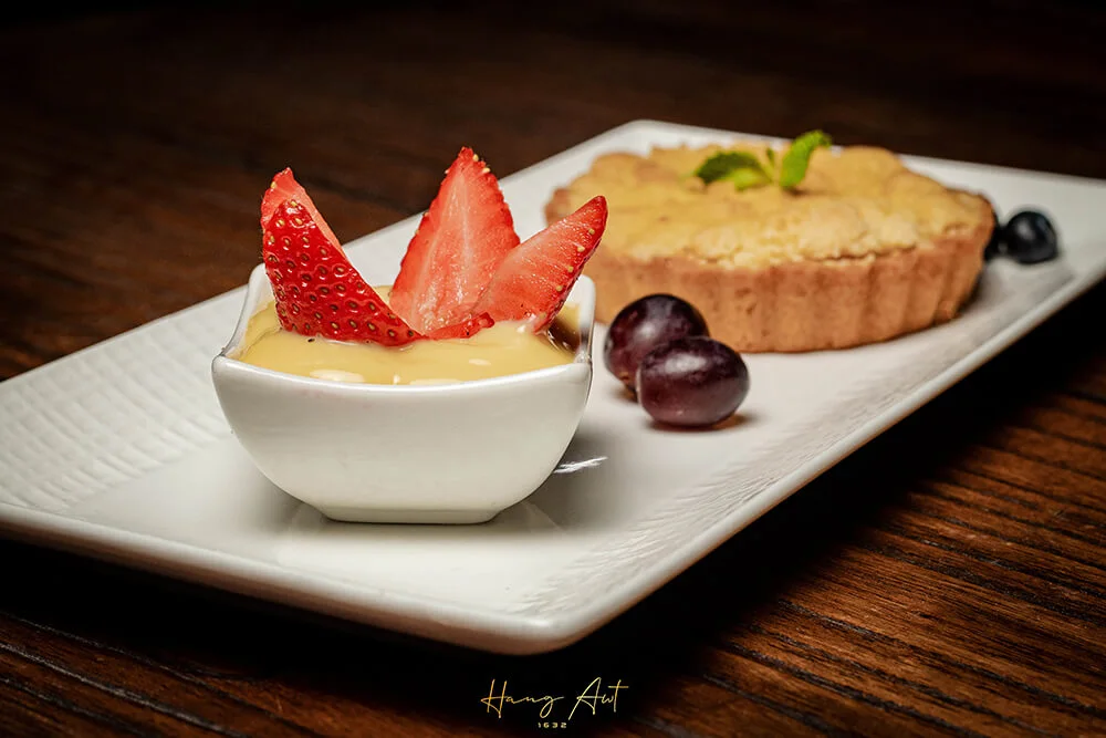 Hang Awt dessert with strawberries